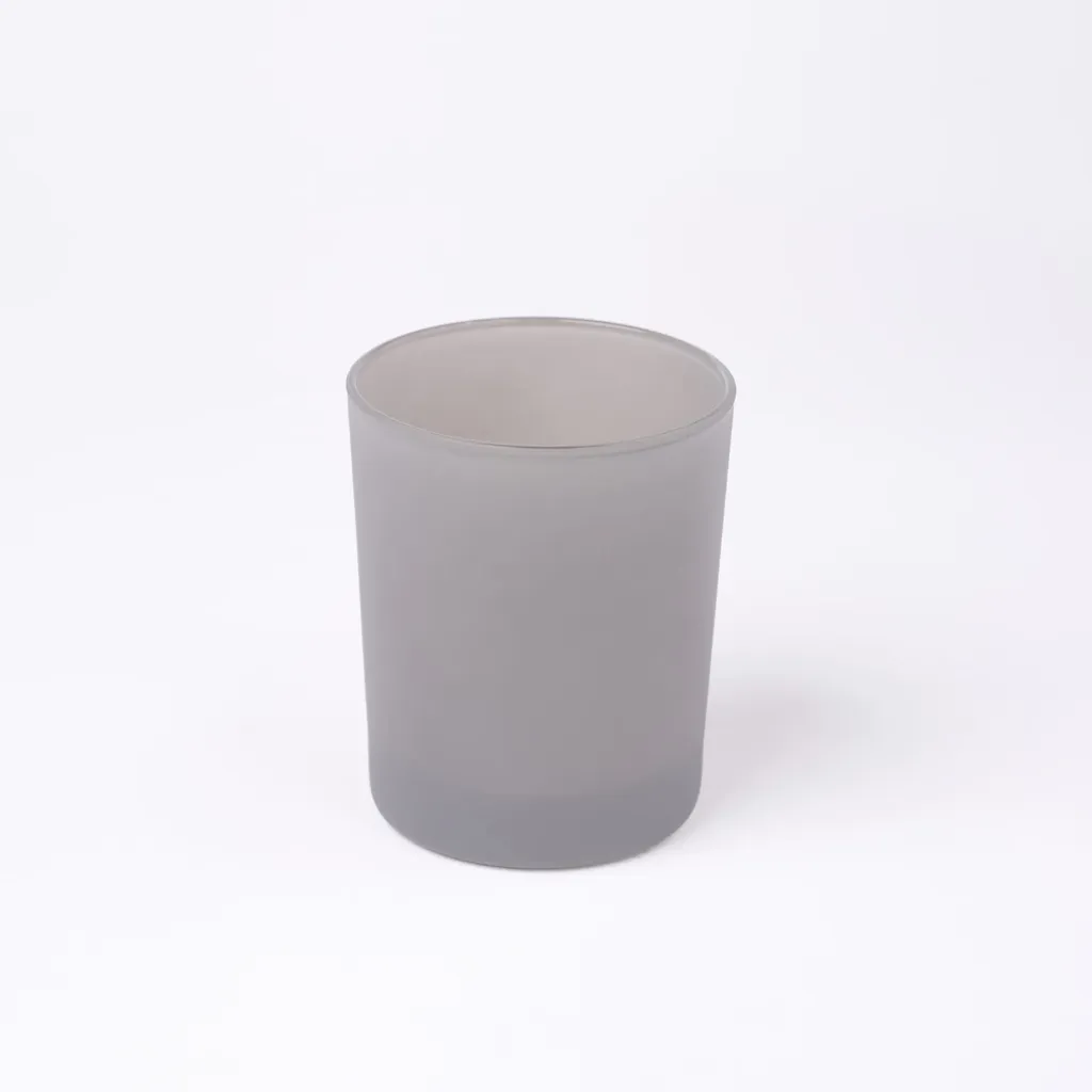 Color swatch on glass | Grey