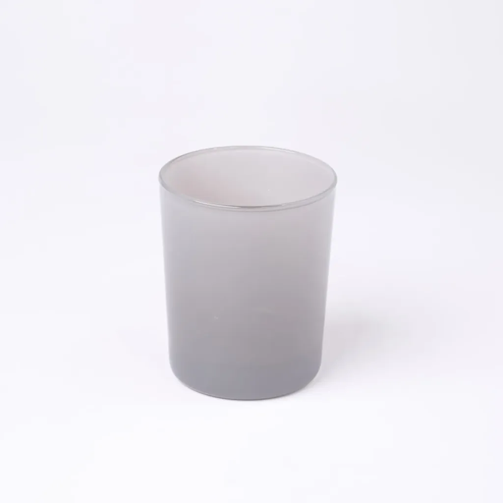 Kleurstaal op glas | Grijs