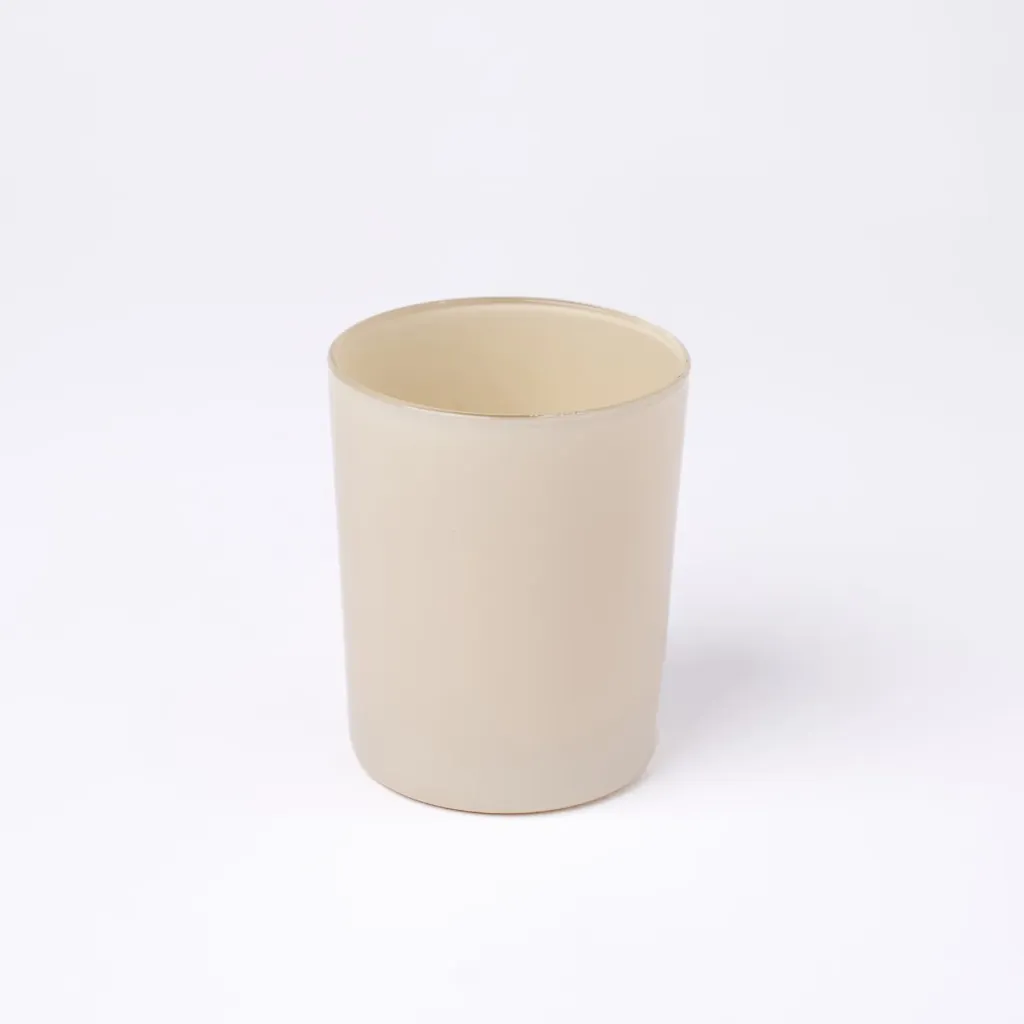 Kleurstaal op glas | Nude