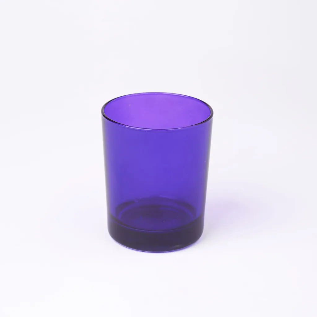 Kleurstaal op glas | Paars