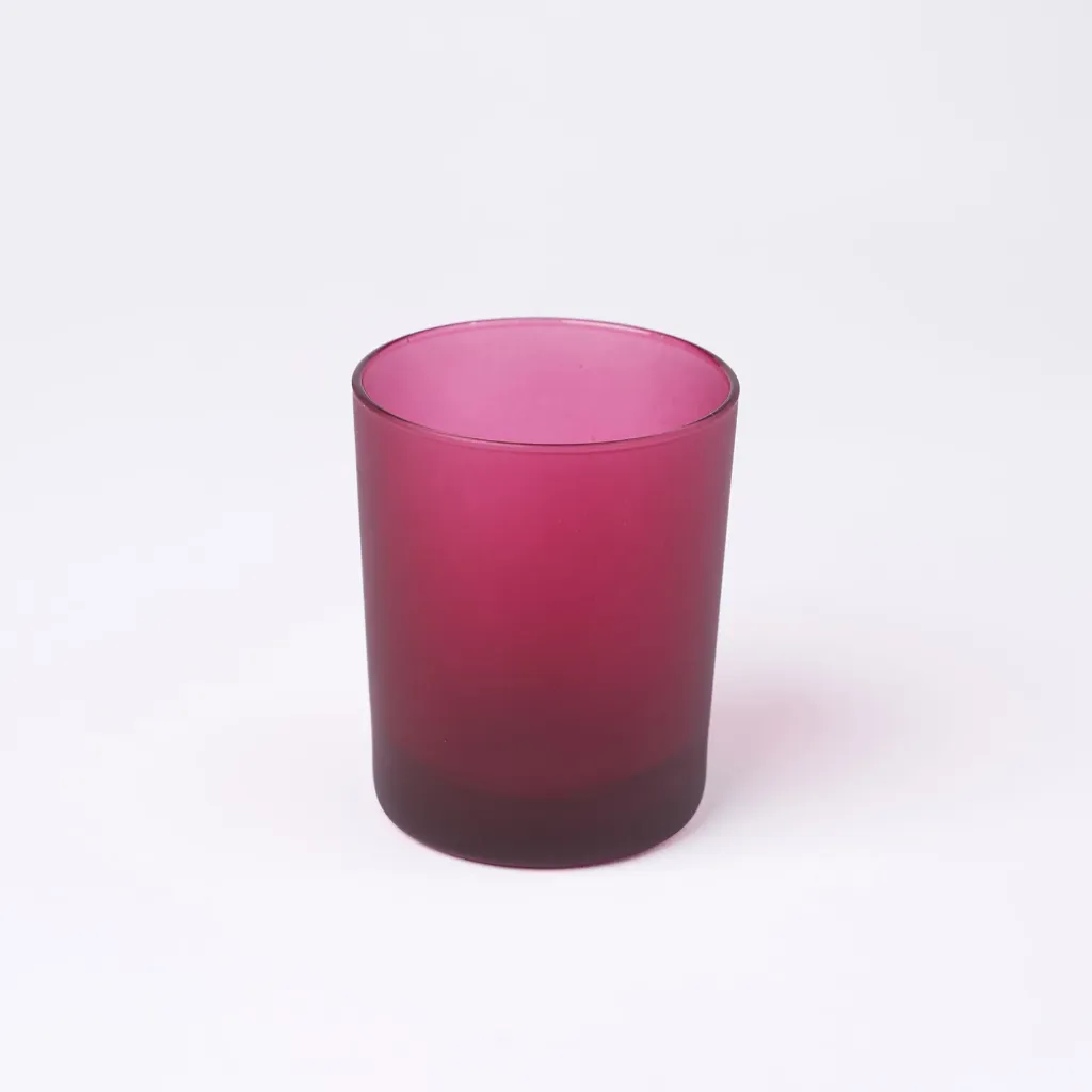 Color swatch on glass | Red